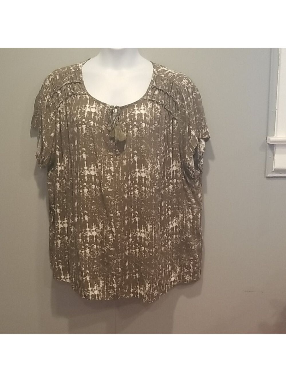 Evri tie dye tassel tie short sleeve boho top 3X